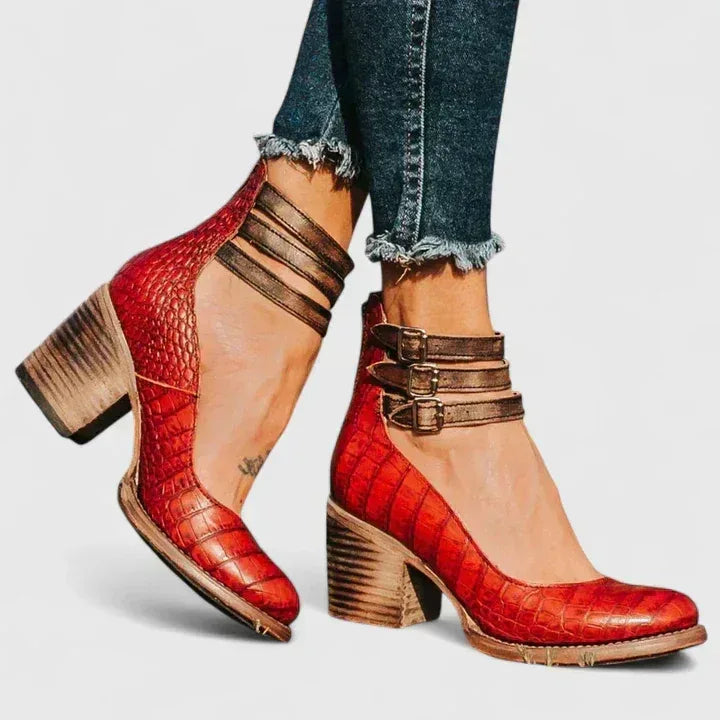 Janelis | Elegant Heels - Sarah and Emma Portland