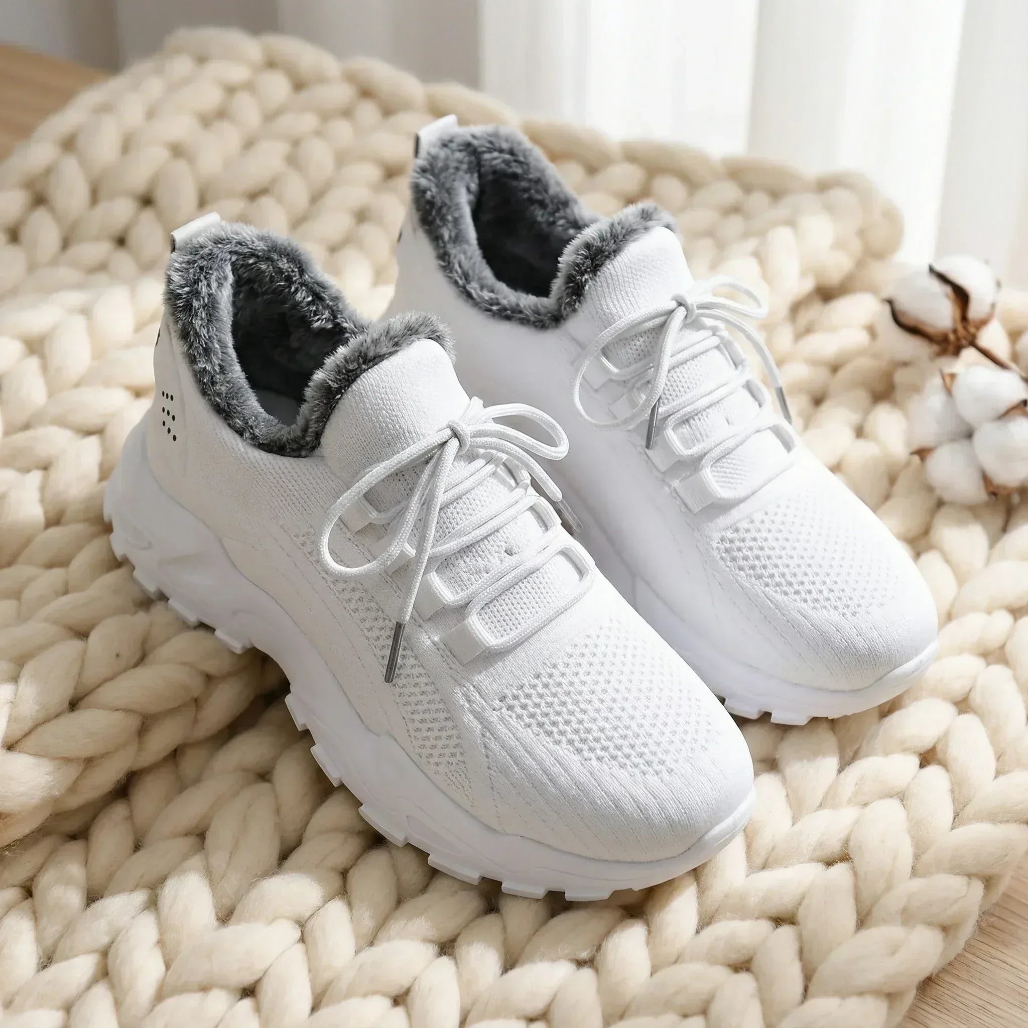 Elvra | Orthopedic Sneakers - Sarah and Emma Portland
