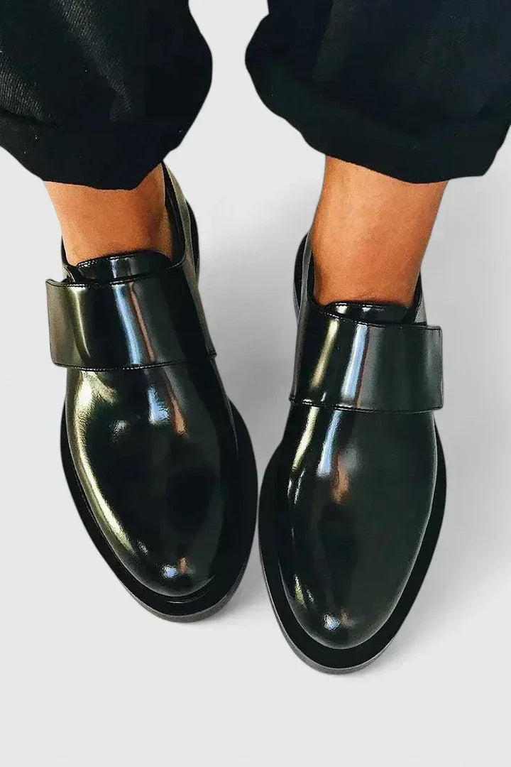 Ivareen | Orthopedic Shoes - Sarah and Emma Portland