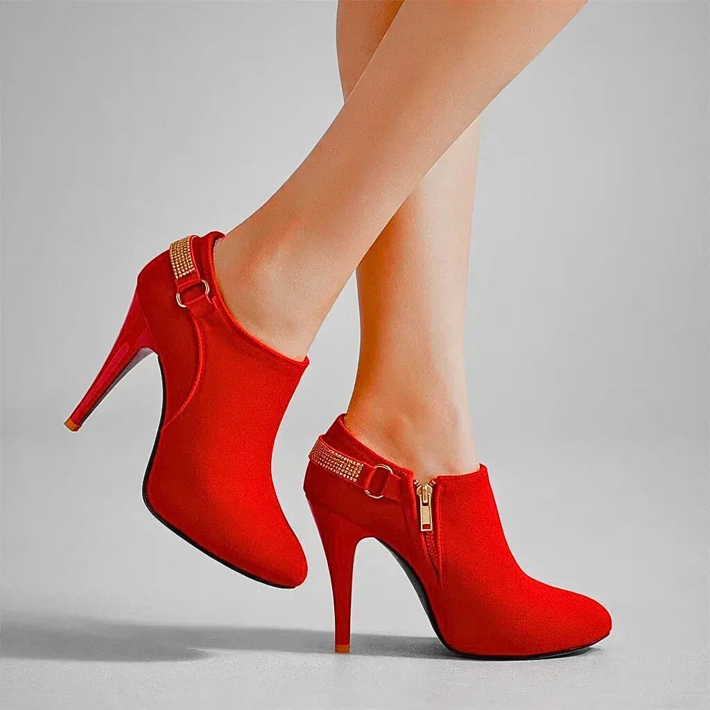 RAYA ROGUE BOOTS - Sarah and Emma Portland