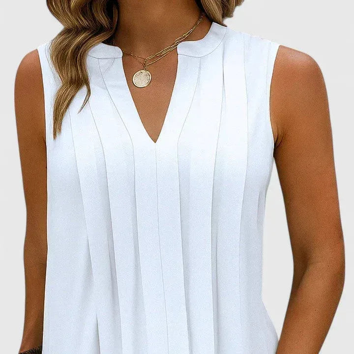 Clarhild™ | Elegant Flattering Dress with V-Neck - Sarah and Emma Portland