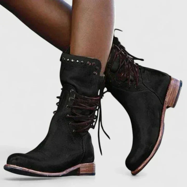 Kryzelle | Elegant Boots - Sarah and Emma Portland