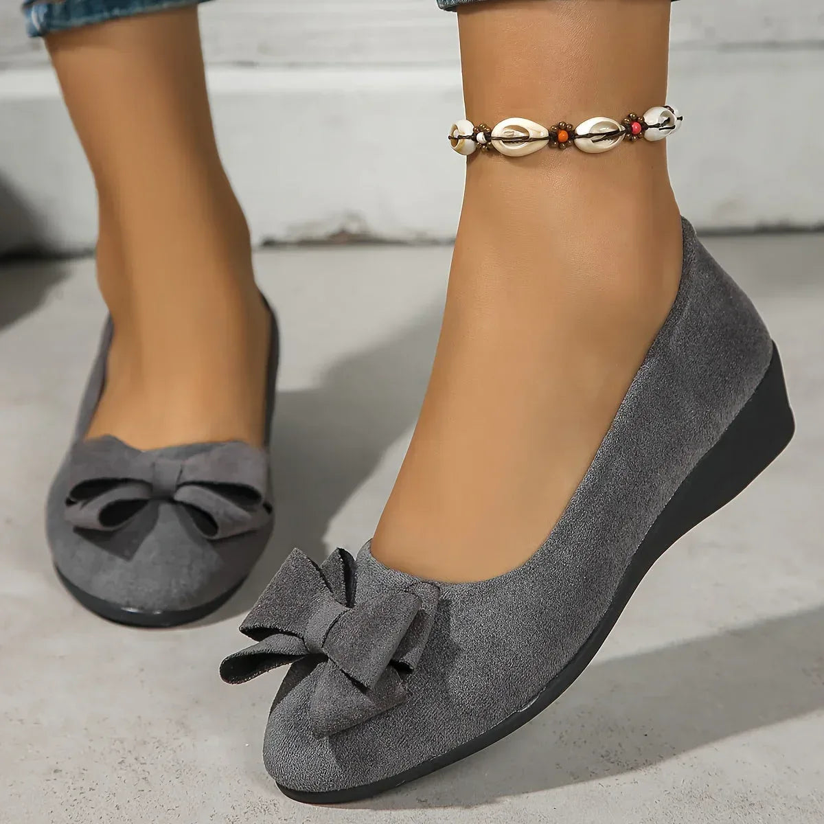Hehlina | Orthopedic Flat Shoes - Sarah and Emma Portland