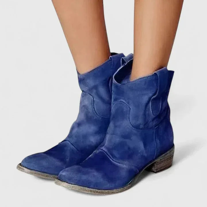 Kylenrah | Elegant Boots - Sarah and Emma Portland