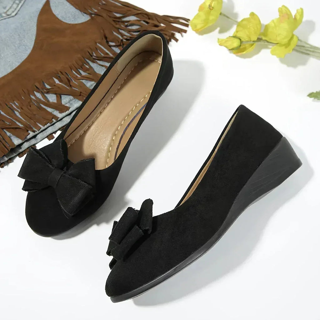 Hehlina | Orthopedic Flat Shoes - Sarah and Emma Portland