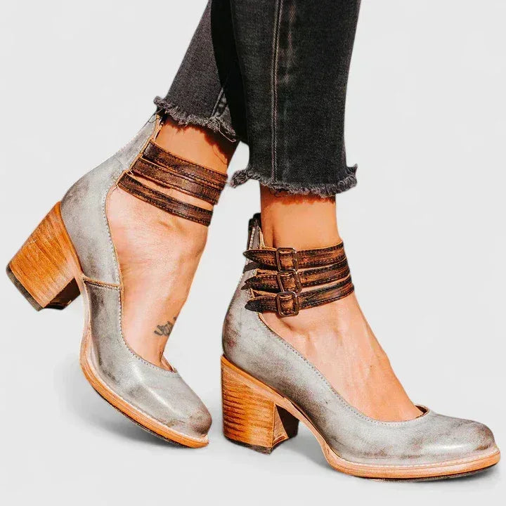 Janelis | Elegant Heels - Sarah and Emma Portland