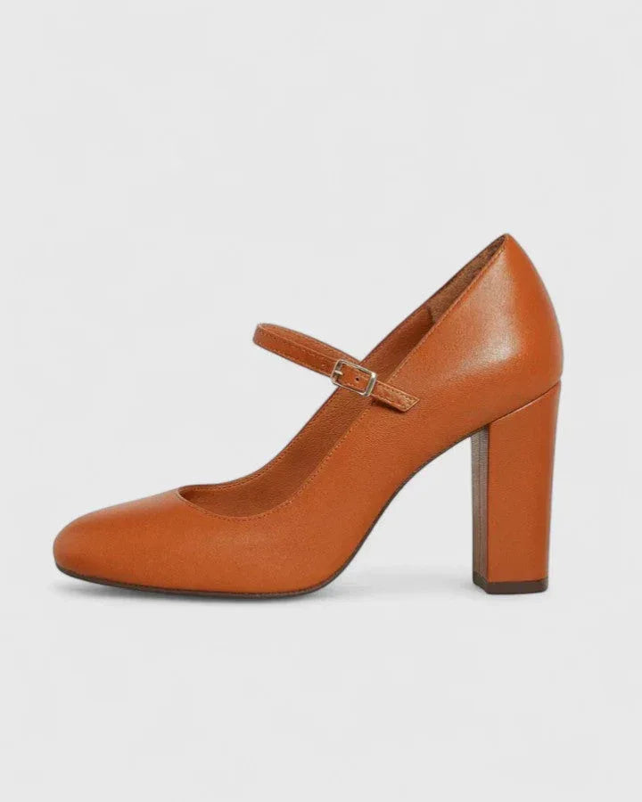 Jamyrah | Sophisticated Heels - Sarah and Emma Portland