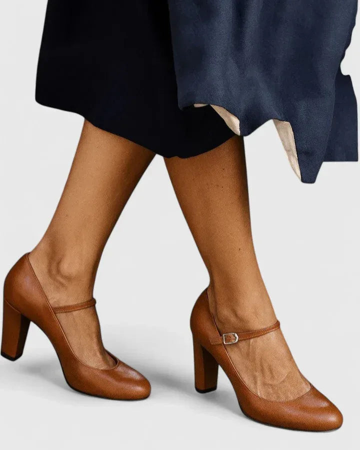 Jamyrah | Elegant Heels - Sarah and Emma Portland