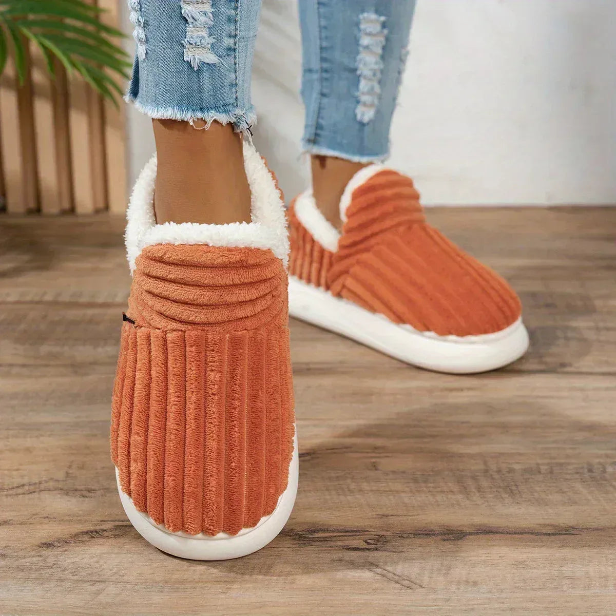 Alamodara™ | Cozy Winter Slippers - Sarah and Emma Portland