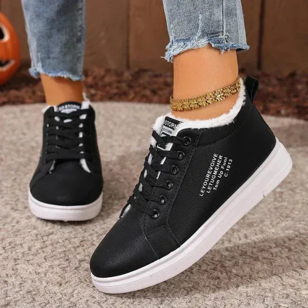 Jynessae | Comfy Sneakers - Sarah and Emma Portland
