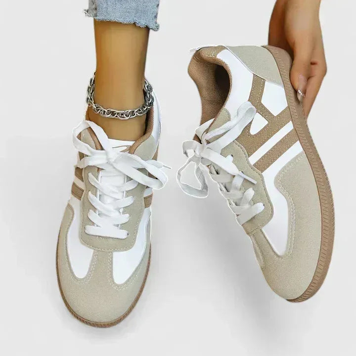 Delyziah | Orthopedic Sneakers - Sarah and Emma Portland