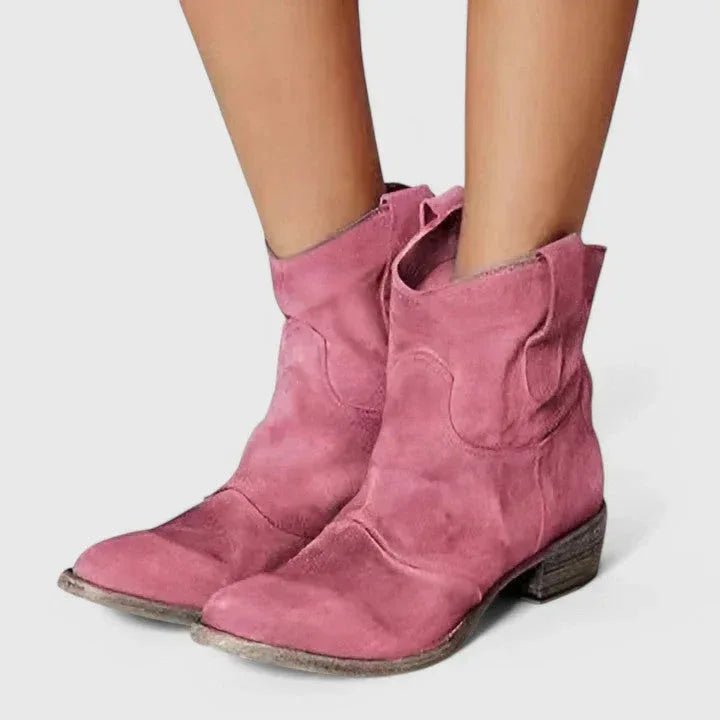 Kylenrah | Elegant Boots - Sarah and Emma Portland