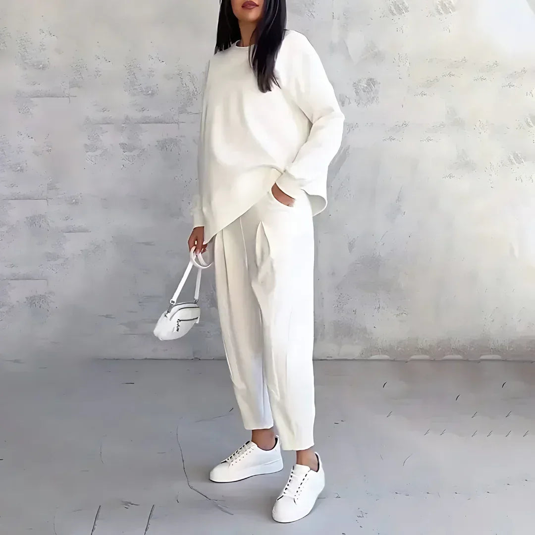 Avenn | Comfortable Two-Piece Set - Sarah and Emma Portland