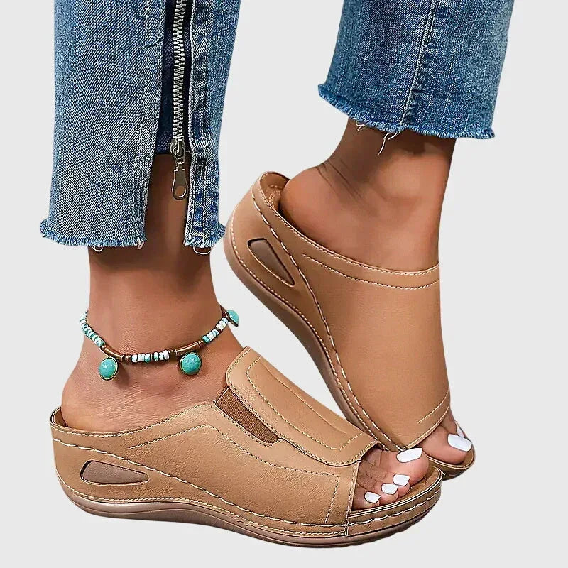 Aretha™ | Orthopedic Sandals - Sarah and Emma Portland