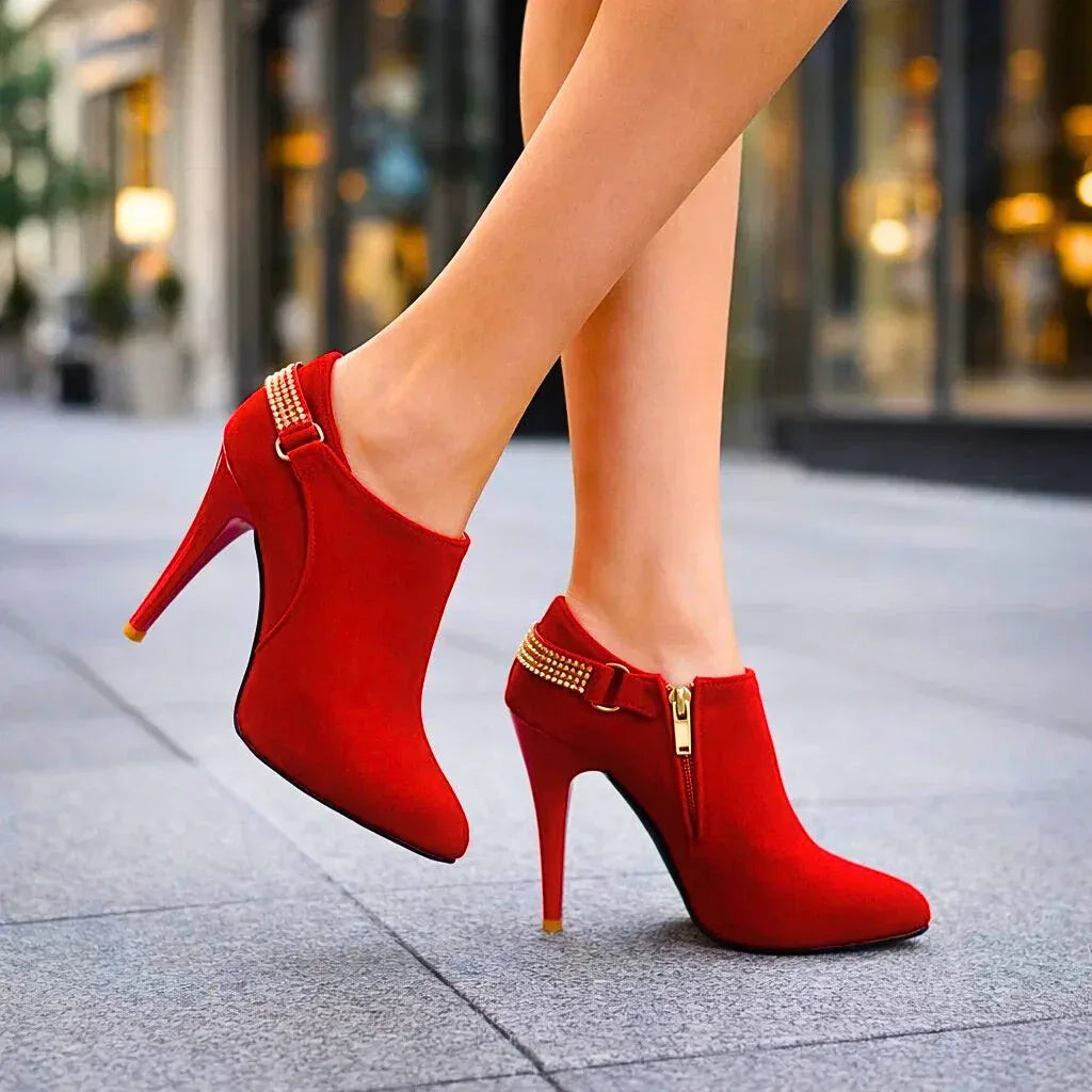 RAYA ROGUE BOOTS - Sarah and Emma Portland