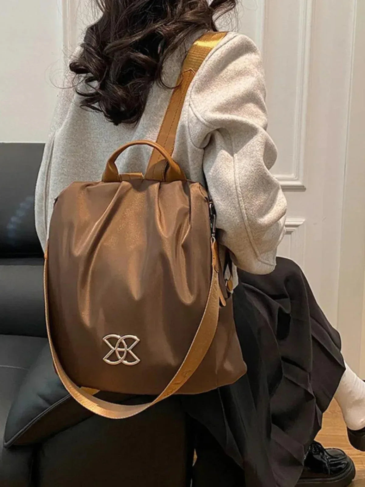 Lucius™ Anti-Theft Bag - Sarah and Emma Portland