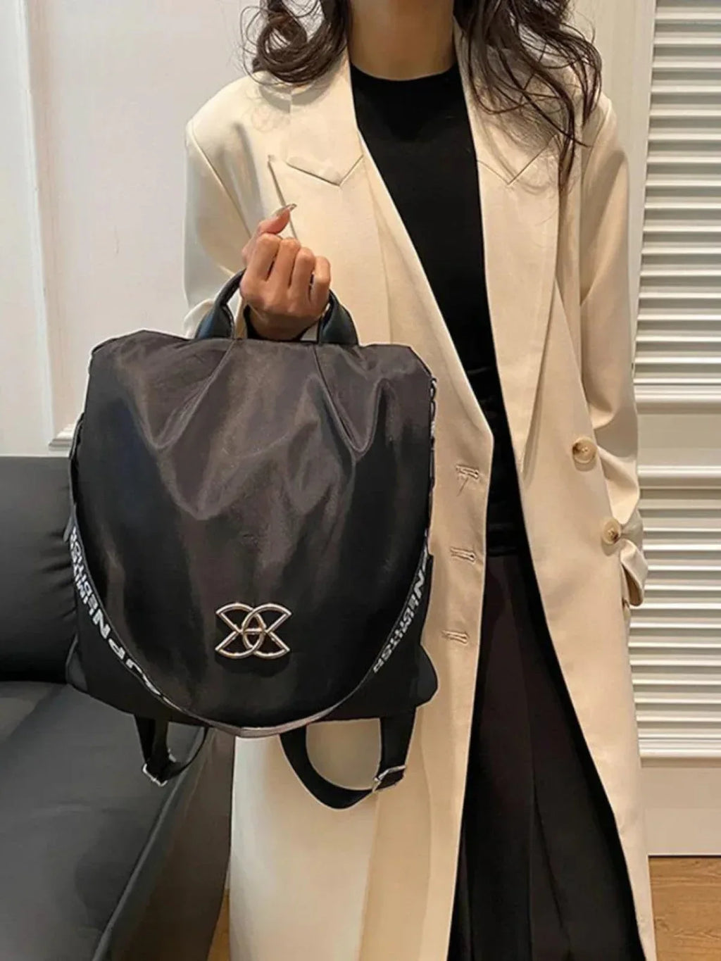Lucius™ Anti-Theft Bag - Sarah and Emma Portland