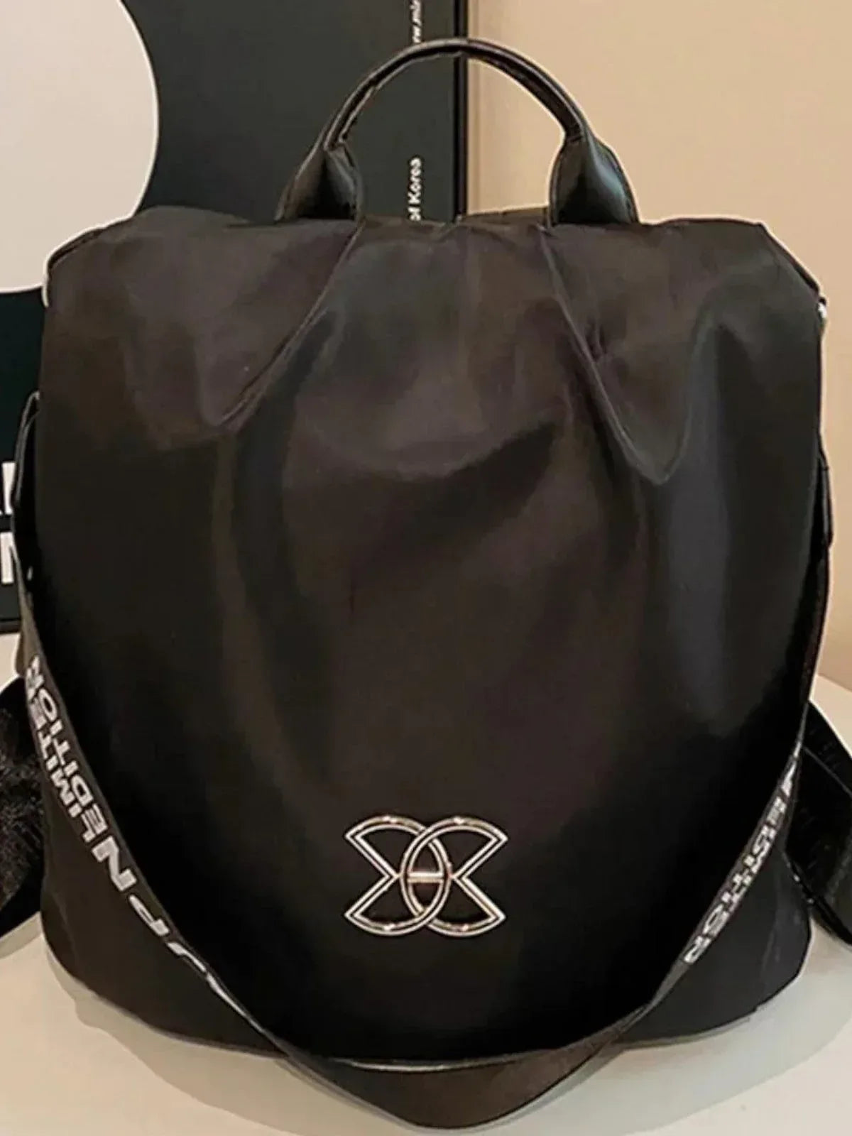 Lucius™ Anti-Theft Bag - Sarah and Emma Portland