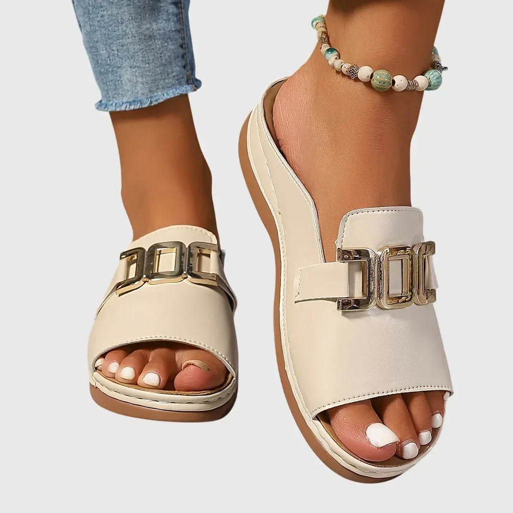 Kathryn™ | Comfy Buckle Sandals - Sarah and Emma Portland