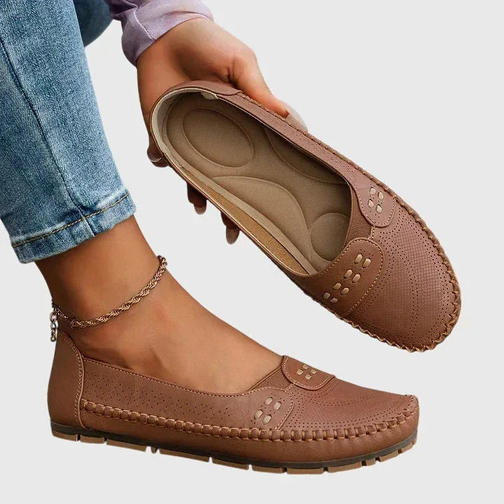 Maple™ | Orthopedic Shoes - Sarah and Emma Portland