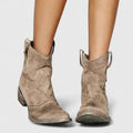 Kylenrah | Elegant Boots - Sarah and Emma Portland
