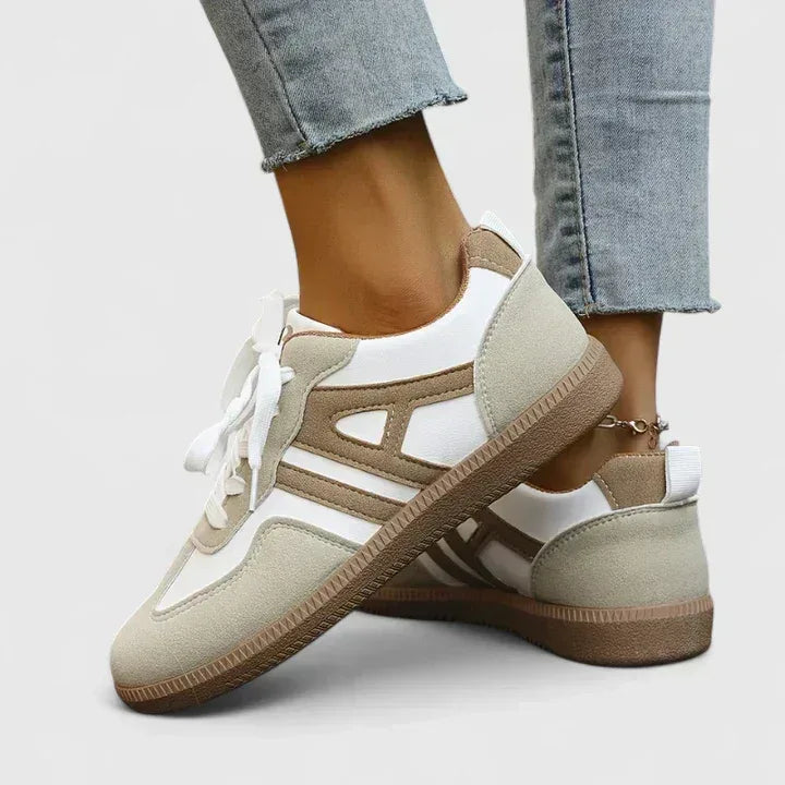 Delyziah | Orthopedic Sneakers - Sarah and Emma Portland