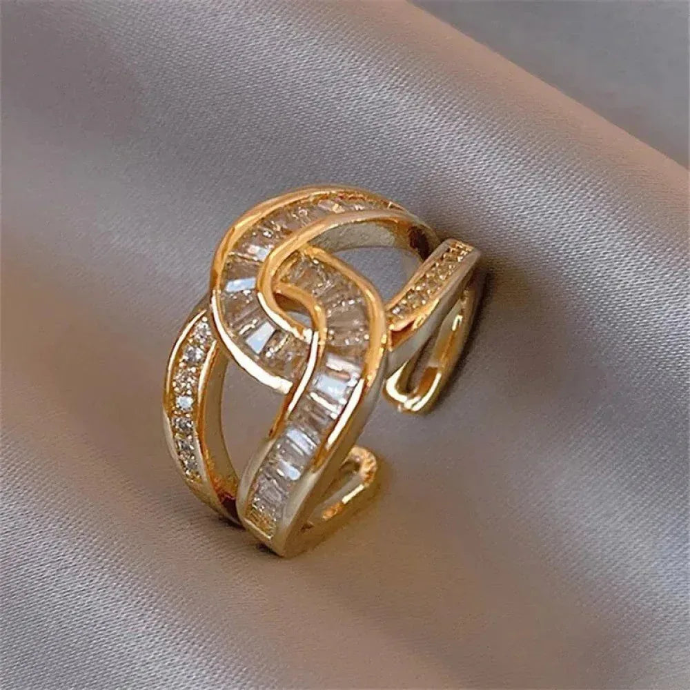 Elegant Knot Ring - Sarah and Emma Portland
