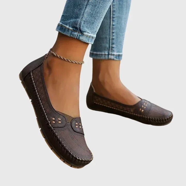 Maple™ | Orthopedic Shoes - Sarah and Emma Portland