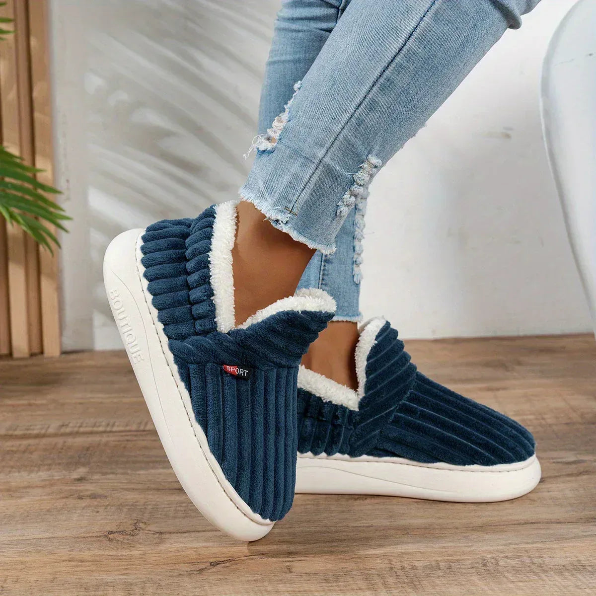 Alamodara™ | Cozy Winter Slippers - Sarah and Emma Portland