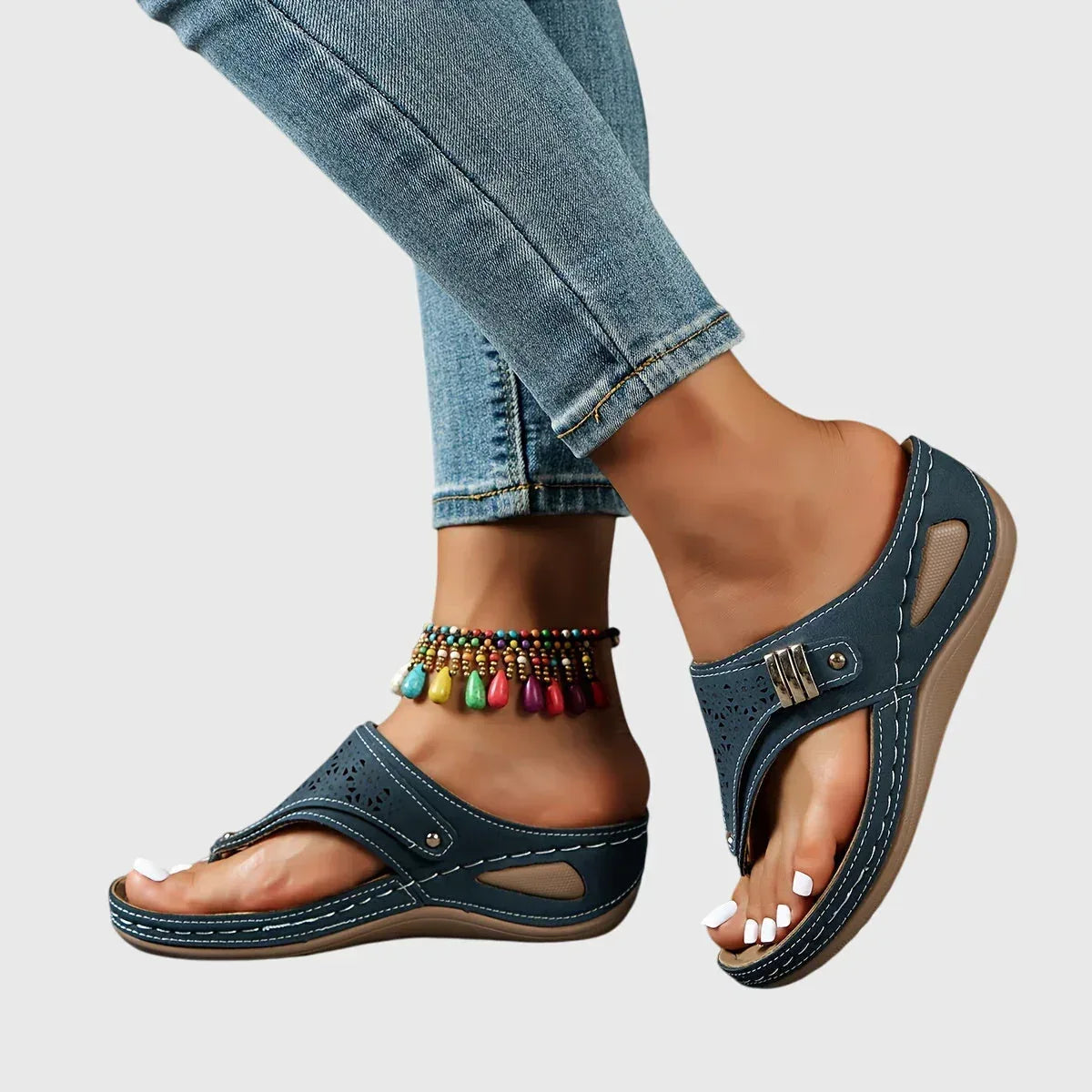 Livia™ | Comfortable Sandals - Sarah and Emma Portland