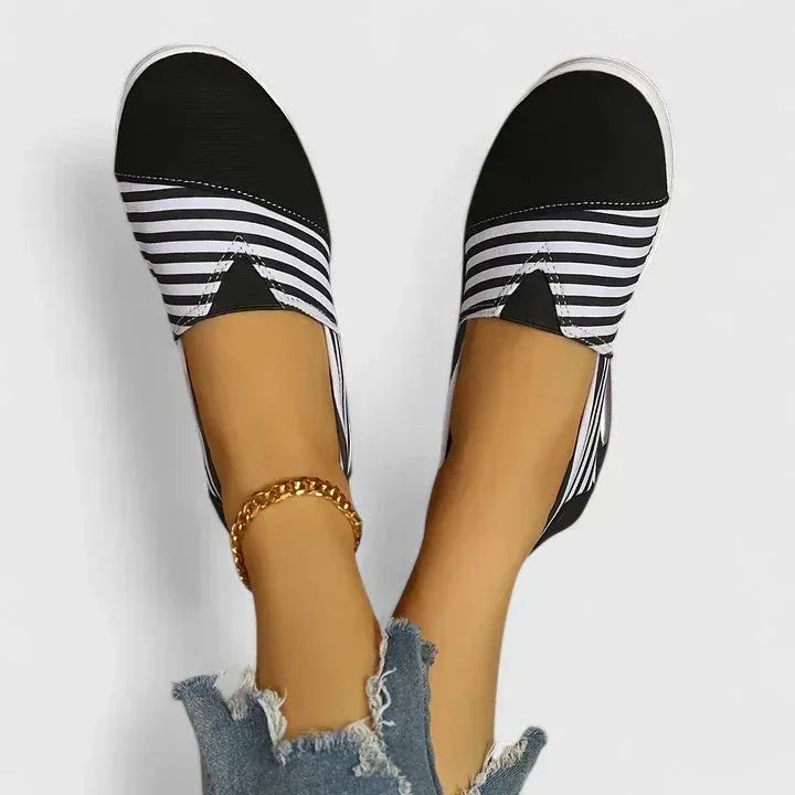 Julia | Orthopedic Sneakers - Sarah and Emma Portland