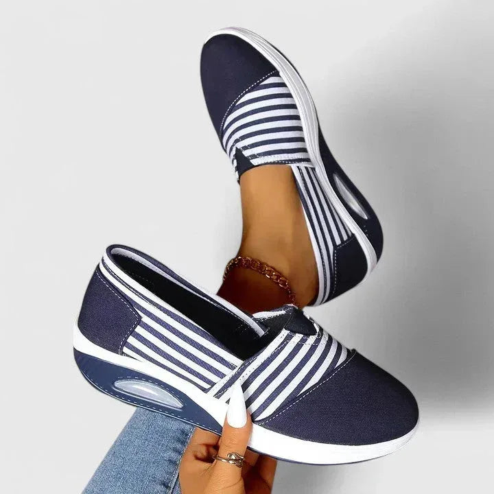 Julia | Orthopedic Sneakers - Sarah and Emma Portland