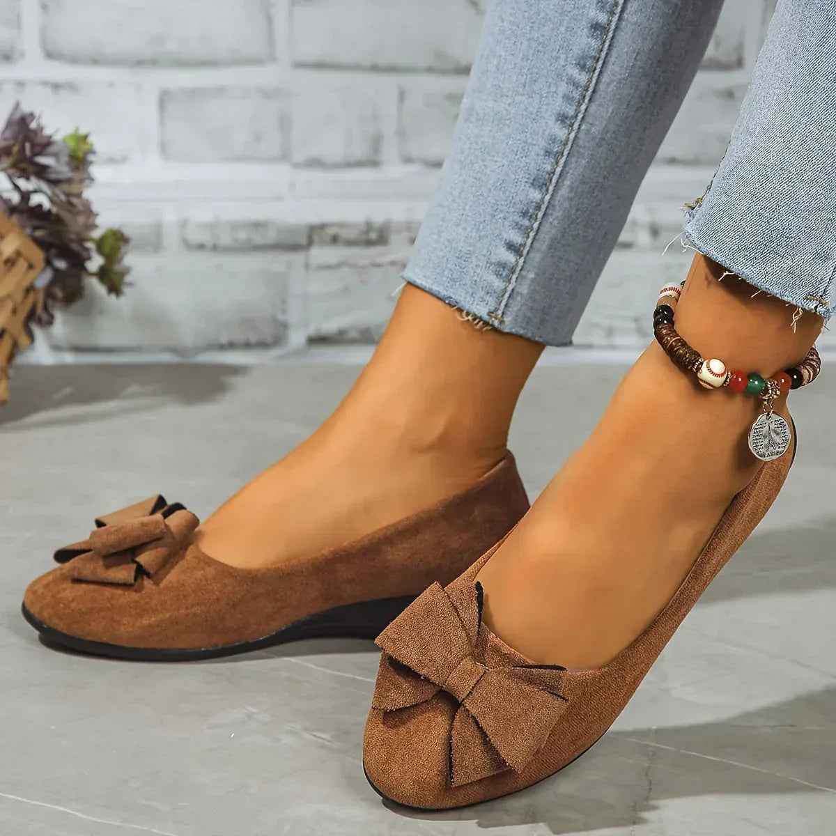Hehlina | Orthopedic Flat Shoes - Sarah and Emma Portland