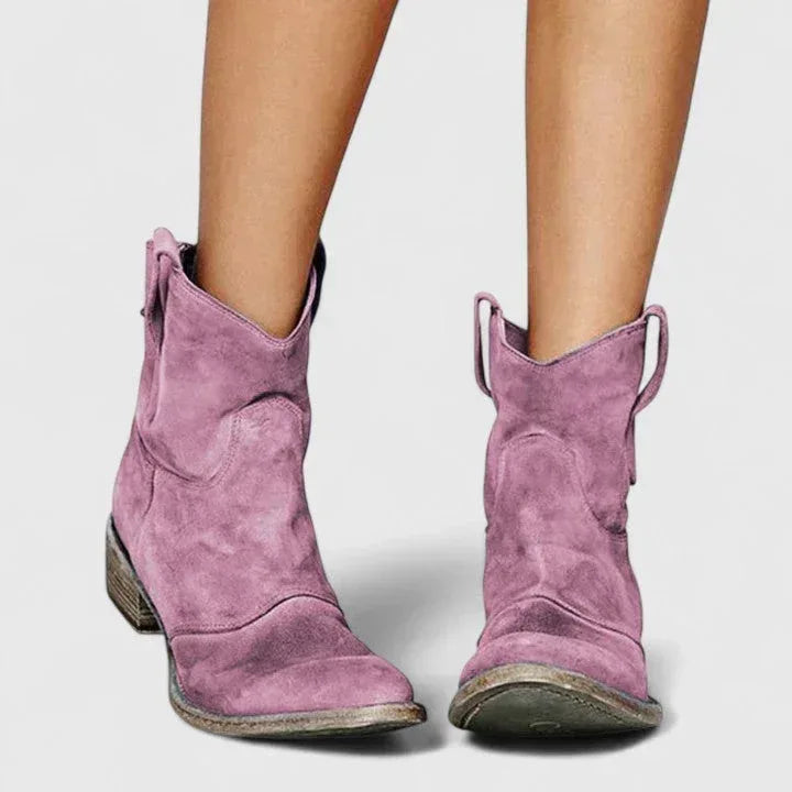 Kylenrah | Elegant Boots - Sarah and Emma Portland