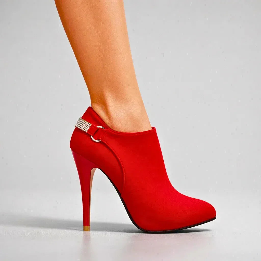 RAYA ROGUE BOOTS - Sarah and Emma Portland