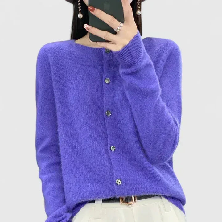 Lyxandria | Comfortable Cardigan - Sarah and Emma Portland