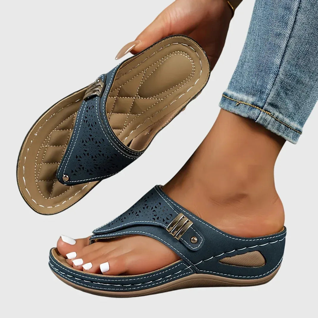 Livia™ | Comfortable Sandals - Sarah and Emma Portland