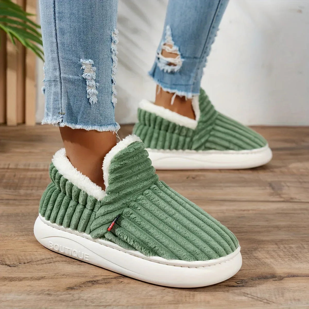 Alamodara™ | Cozy Winter Slippers - Sarah and Emma Portland