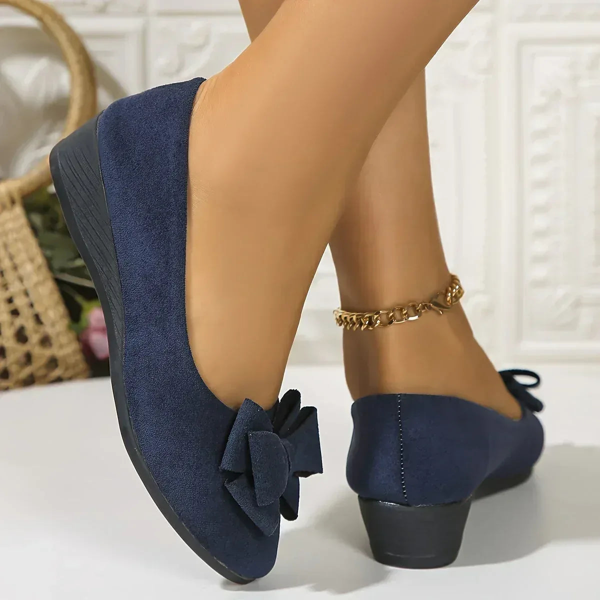 Hehlina | Orthopedic Flat Shoes - Sarah and Emma Portland