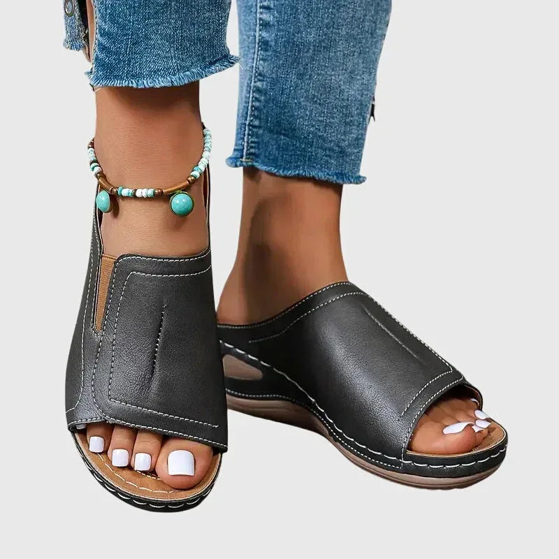 Aretha™ | Orthopedic Sandals - Sarah and Emma Portland