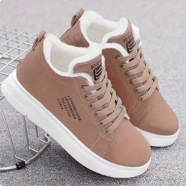 Jynessae | Comfy Sneakers - Sarah and Emma Portland