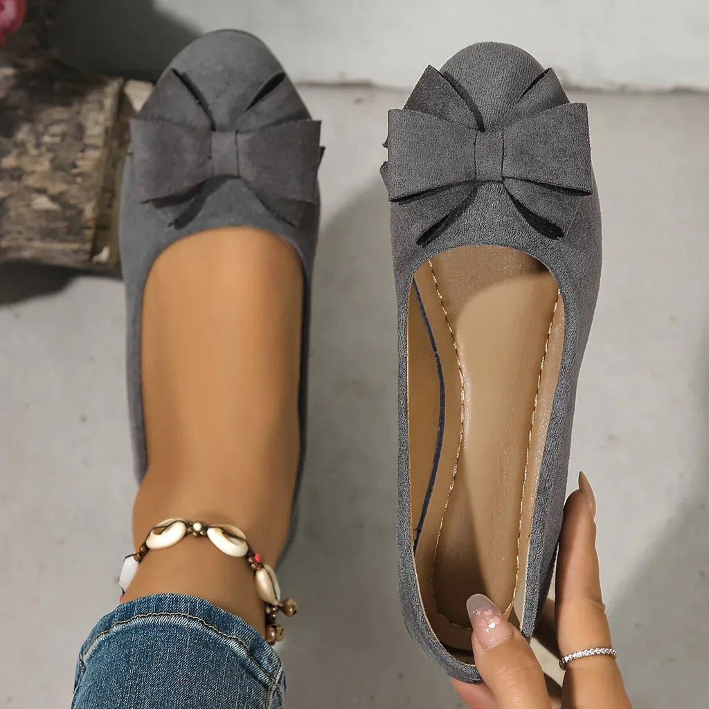 Hehlina | Orthopedic Flat Shoes - Sarah and Emma Portland