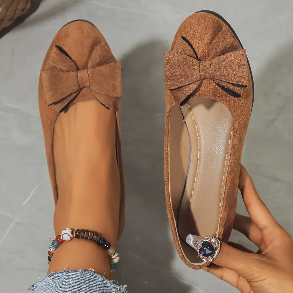 Hehlina | Orthopedic Flat Shoes - Sarah and Emma Portland