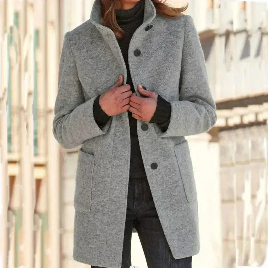 Janny | Sleek Windbreaker Coat - Sarah and Emma Portland