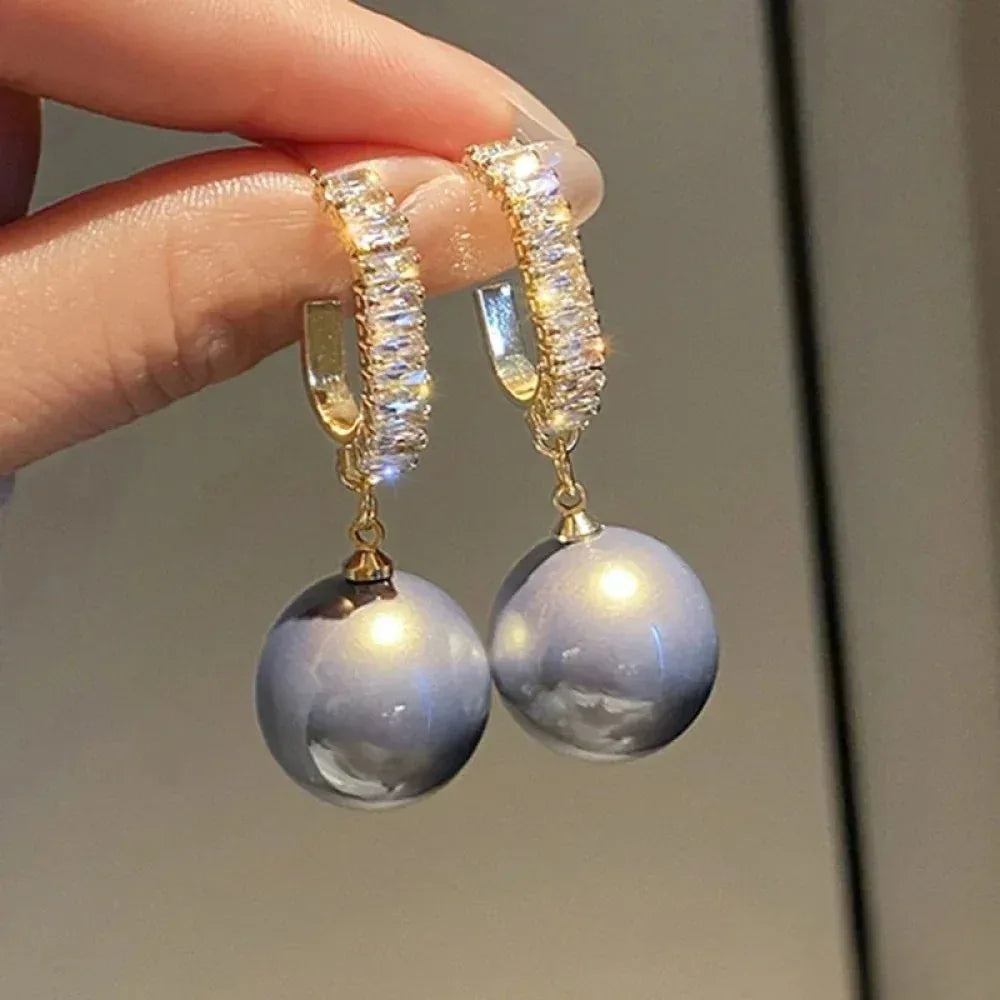 Elegant Earrings with Pearls and Zirconia - Sarah and Emma Portland