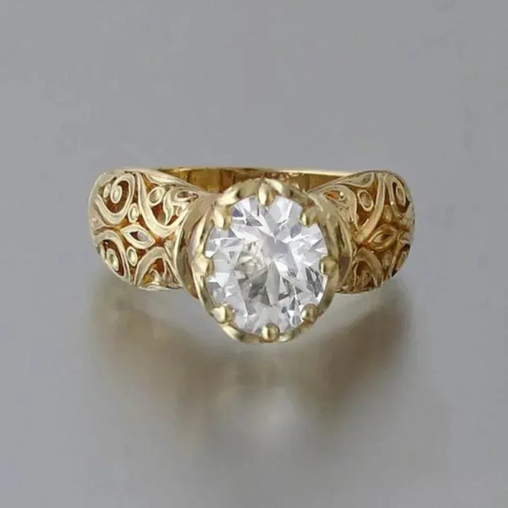 Elegant Ring with White Zirconia - Sarah and Emma Portland