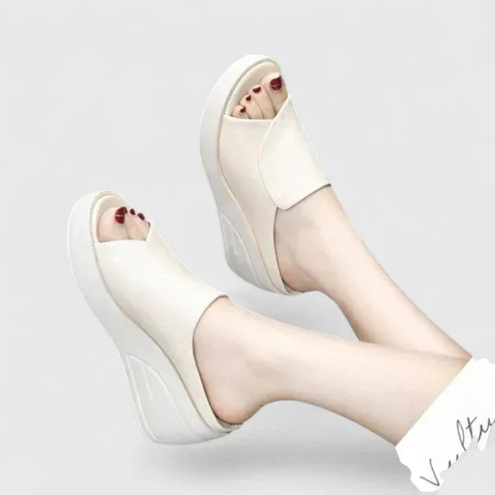 Celionette | Orthopedic Wedge Sandals - Sarah and Emma Portland