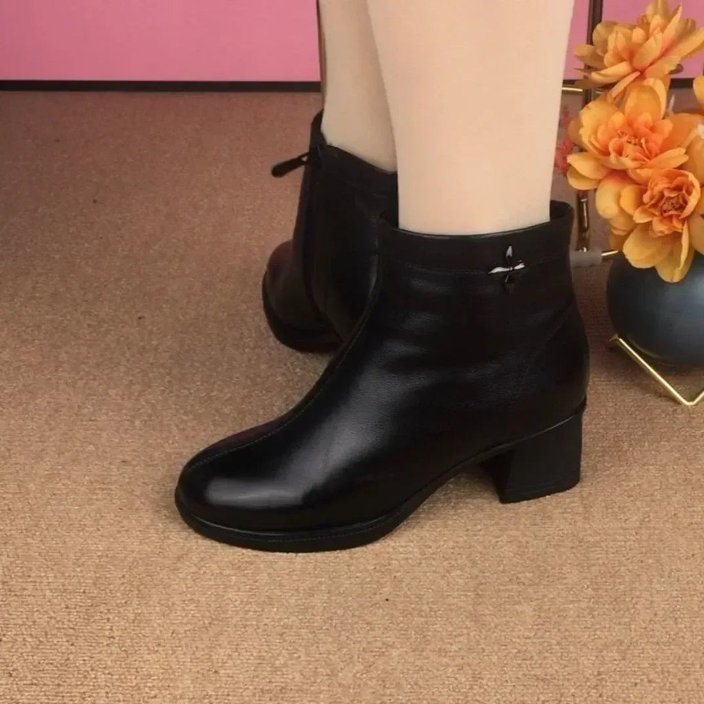 Avenis | Orthopedic Boots - Sarah and Emma Portland