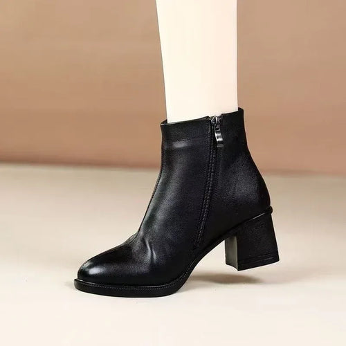 Avenis | Orthopedic Boots - Sarah and Emma Portland