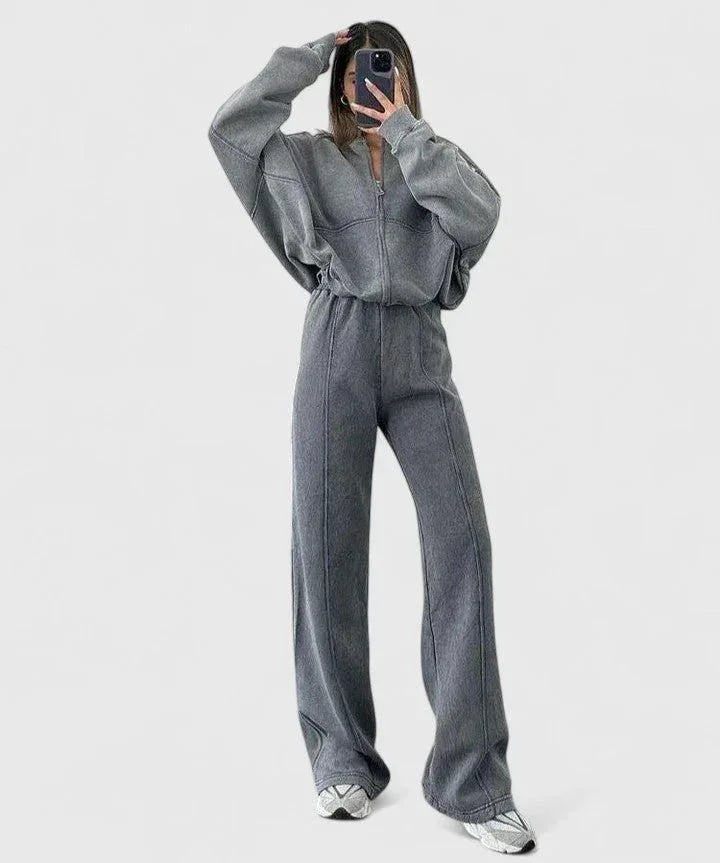 Olyverrah | Comfortable Sweater and Pants - Sarah and Emma Portland